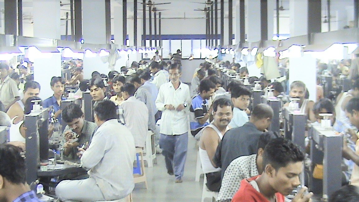 インドの研磨工場