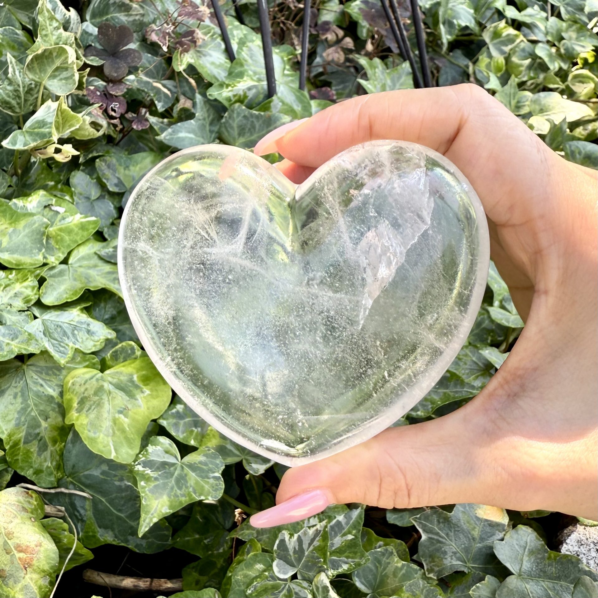 【HOME】ハートシェイプ・パームストーン L （アイリスクォーツ）